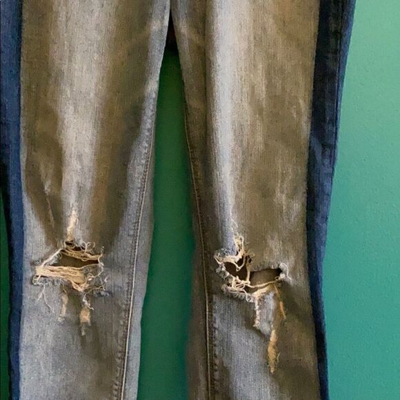 Black Daisy Jamie relaxed distressed Jeans 5/27 - Picture 3 of 11